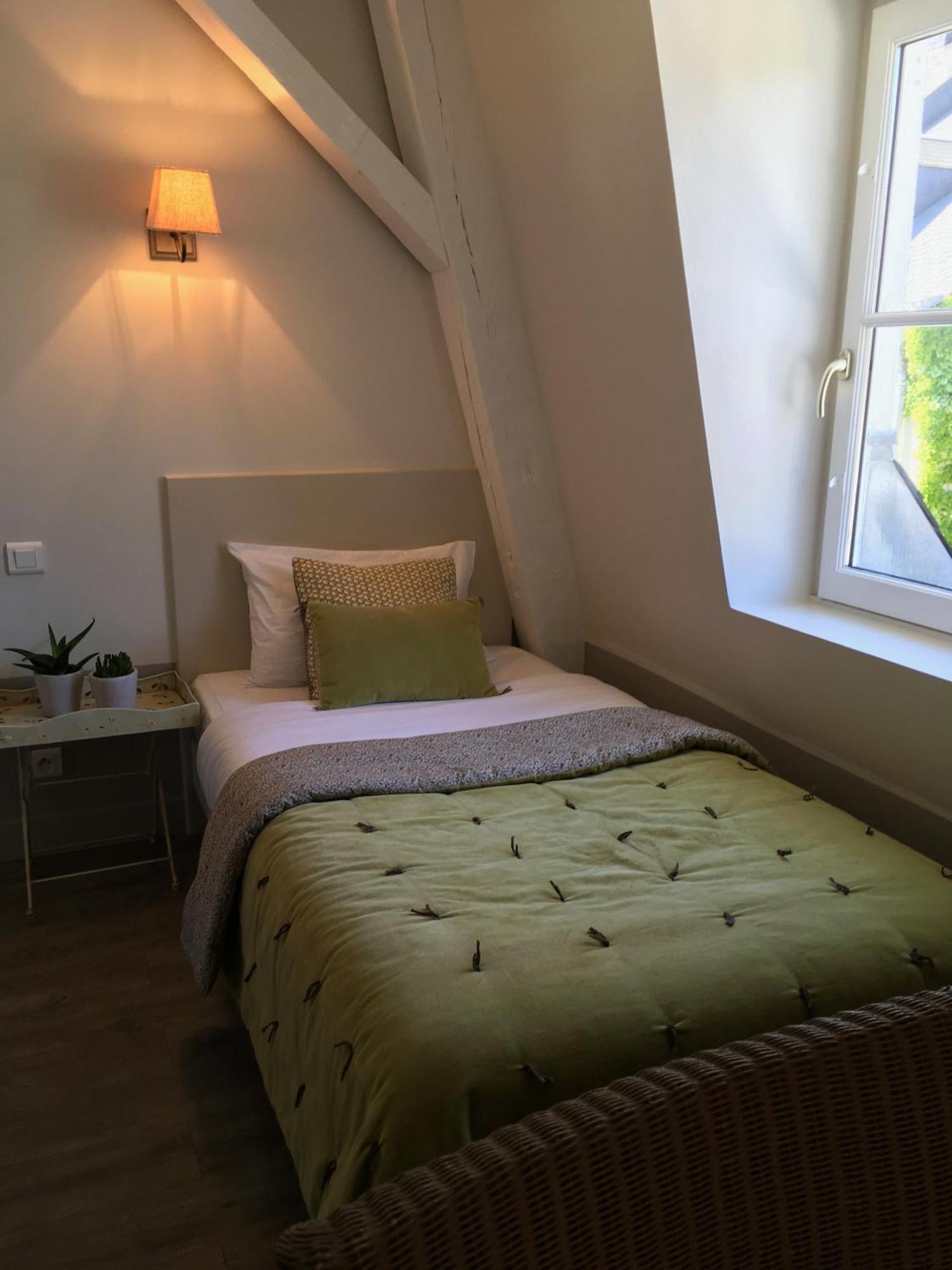 Hotel L'Adresse Tours Room photo