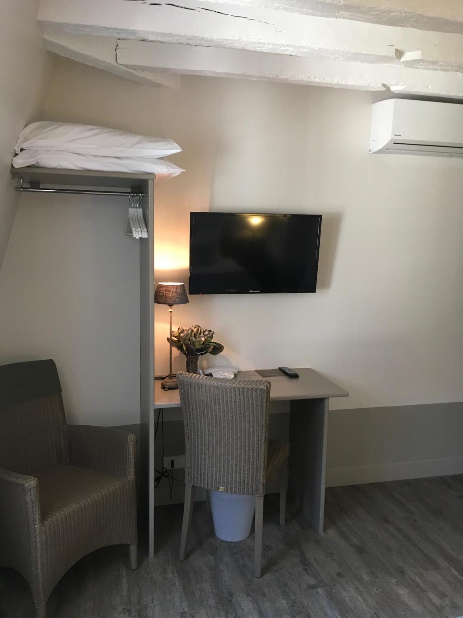 Hotel L'Adresse Tours Room photo